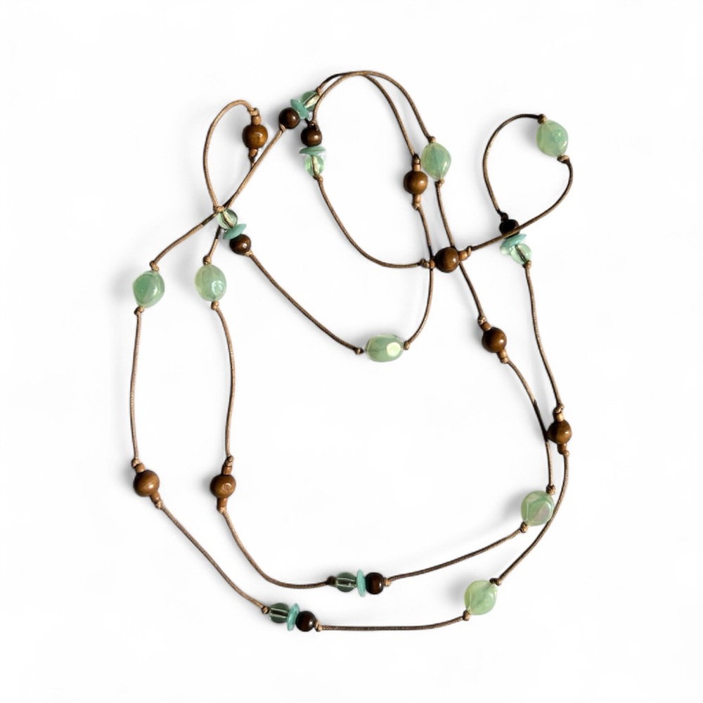 Elegant Green and Brown Beaded Necklace